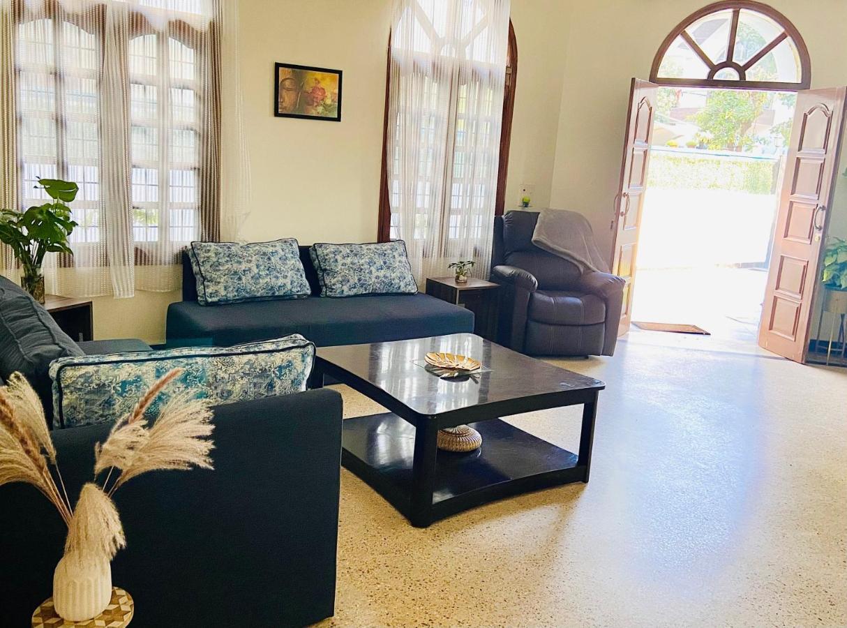 Roshani Pool Villa Gurgaon - 7Br #Privatepool #Villa #Bungalow #Garden #Staycation Luaran gambar